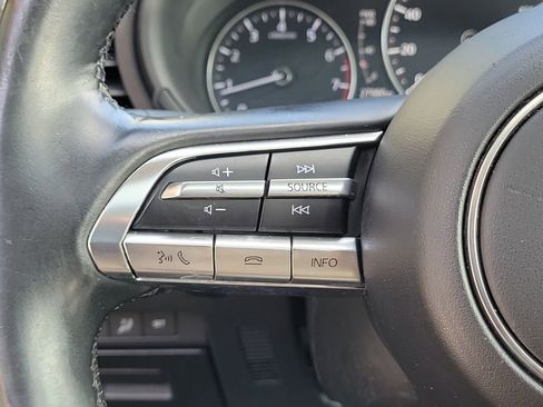 Used 2022 MAZDA MAZDA3 s image 26