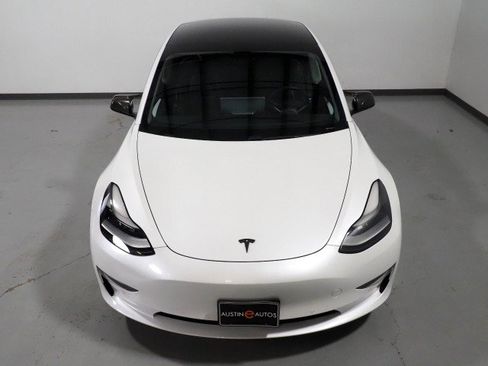 Used 2021 Tesla Model 3 Standard Range Plus image 12