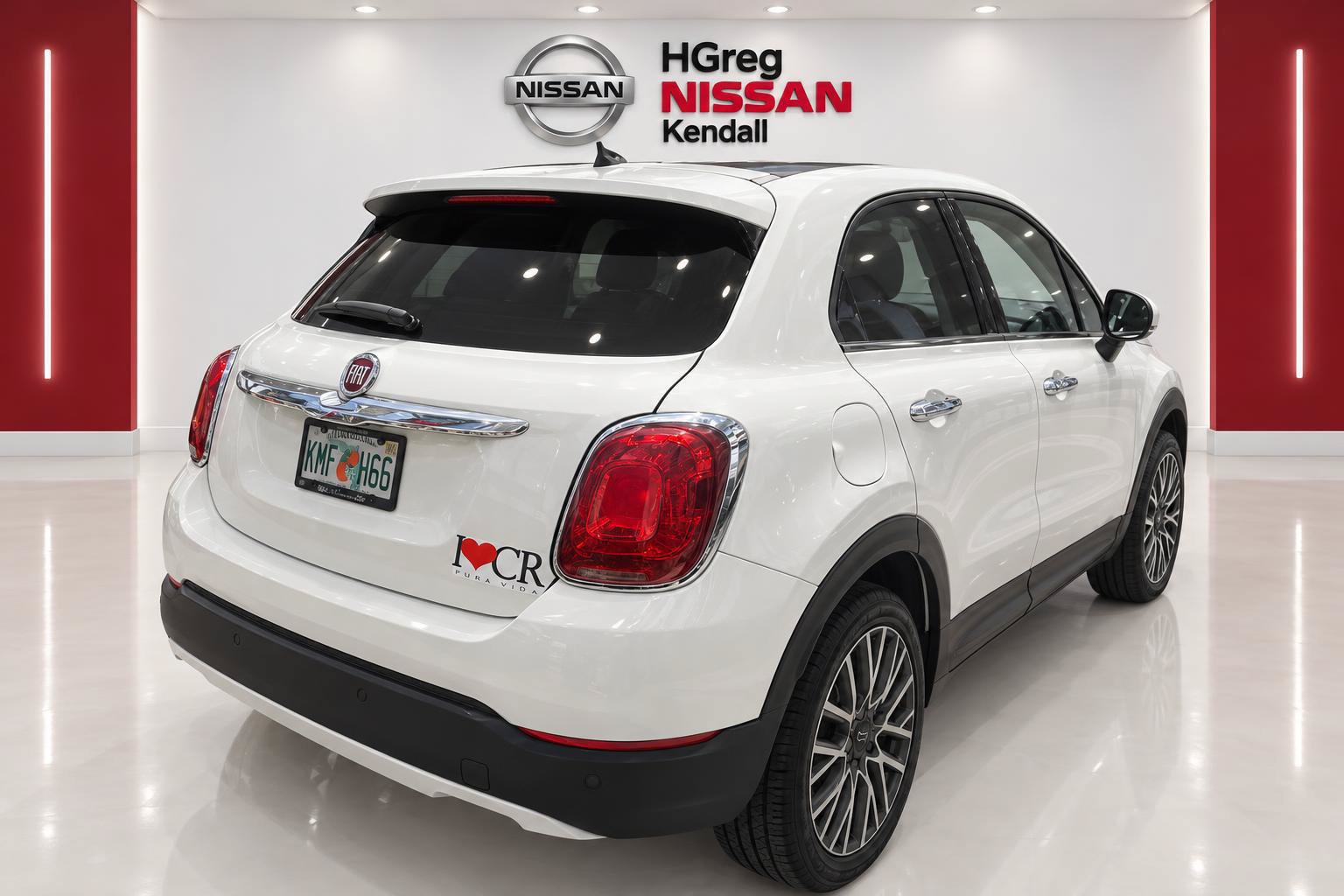 Used 2018 FIAT 500X Lounge w/ Lounge Premium Package (FWD) image 4