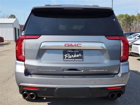 Used 2022 GMC Yukon XL Denali image 6