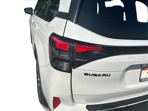 Used 2025 Subaru Forester Touring w/ Touring Package AWD/4WD image 33