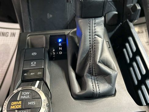 Used 2025 Toyota 4Runner TRD Off-Road AWD/4WD image 6