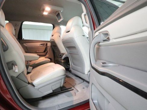 Used 2015 Chevrolet Traverse LTZ AWD/4WD image 11