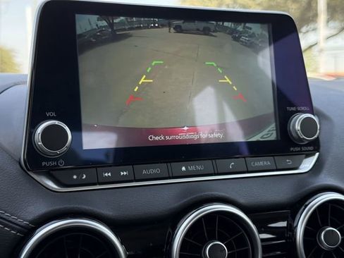 Used 2024 Nissan Sentra SV w/ Lighting Package image 16