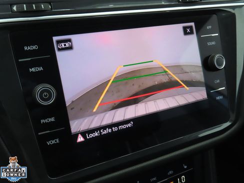 Certified 2023 Volkswagen Tiguan SE w/ Panoramic Sunroof Package FWD image 18