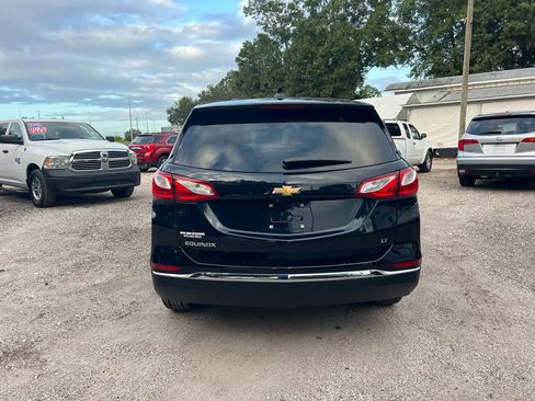 Used 2021 Chevrolet Equinox LT image 4