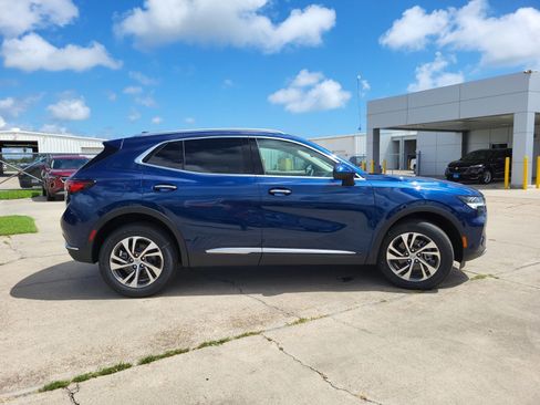 Used 2023 Buick Envision Essence image 4