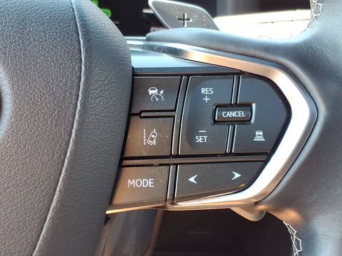 Used 2023 Lexus LX 600 4WD w/ Accessory Package (Z1) image 28