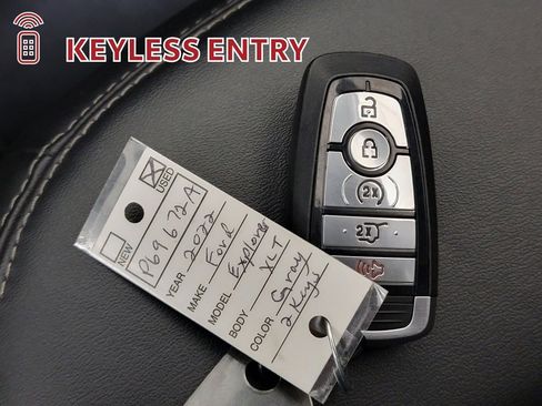 Used 2022 Ford Explorer XLT w/ Equipment Group 202A AWD/4WD image 34