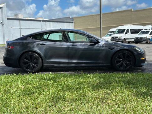 Used 2022 Tesla Model S AWD/4WD image 10