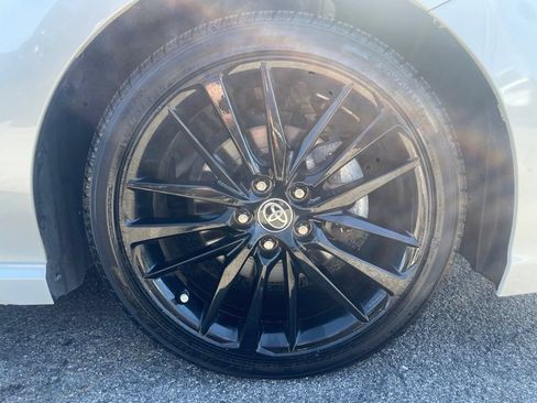 Used 2022 Toyota Camry XSE w/ Cold Weather Package FWD image 12