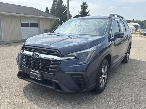 Used 2023 Subaru Ascent Premium AWD/4WD image 8