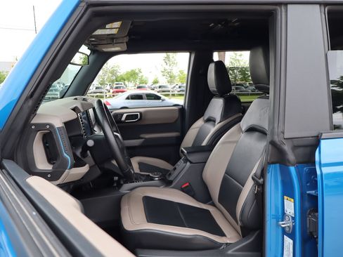 Used 2022 Ford Bronco Wildtrak AWD/4WD image 11