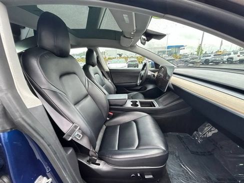 Used 2021 Tesla Model 3 Standard Range Plus RWD image 11
