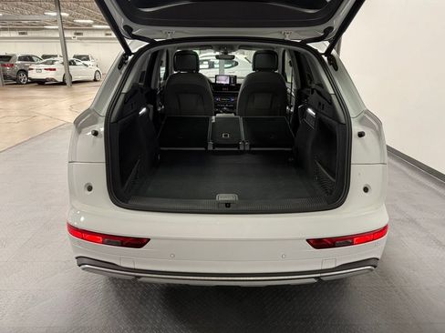 Used 2022 Audi Q5 Premium AWD/4WD image 23