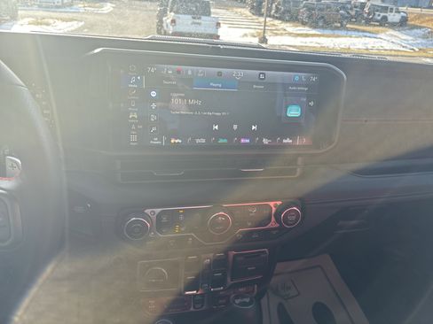 Used 2024 Jeep Wrangler Rubicon 392 image 24