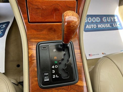 Used 1999 Lexus LS 400 RWD image 11