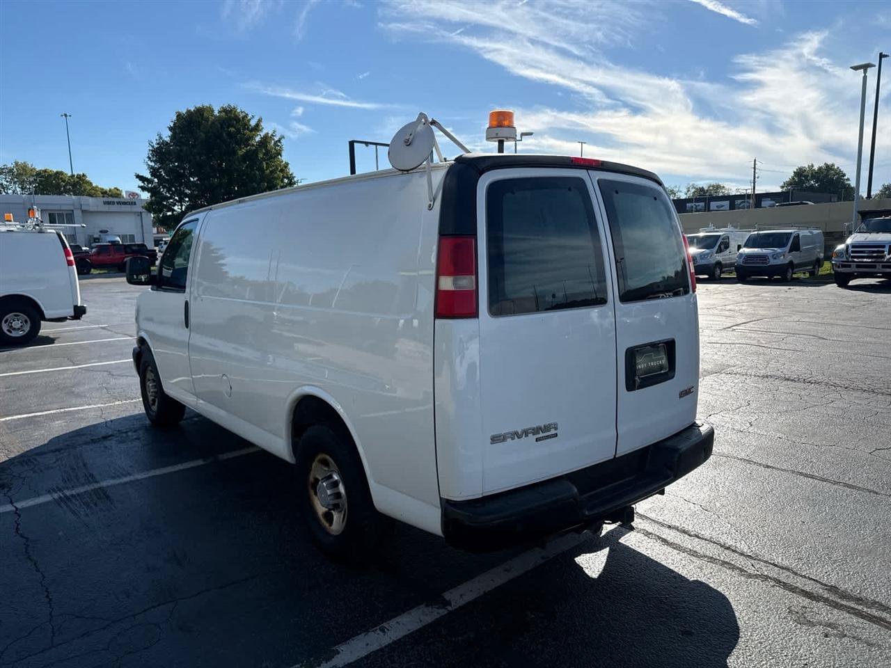 Used 2014 GMC Savana 2500 w/ Cold Climate Package RWD image 6