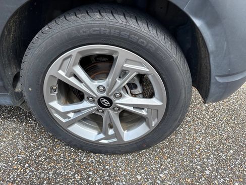 Used 2023 Hyundai Kona SEL FWD image 5