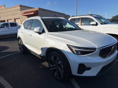 Used 2023 Volvo XC40 B5 Ultimate w/ Protection Package Premier