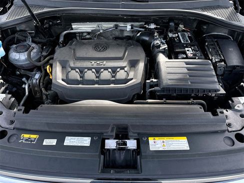 Used 2022 Volkswagen Tiguan SE image 25