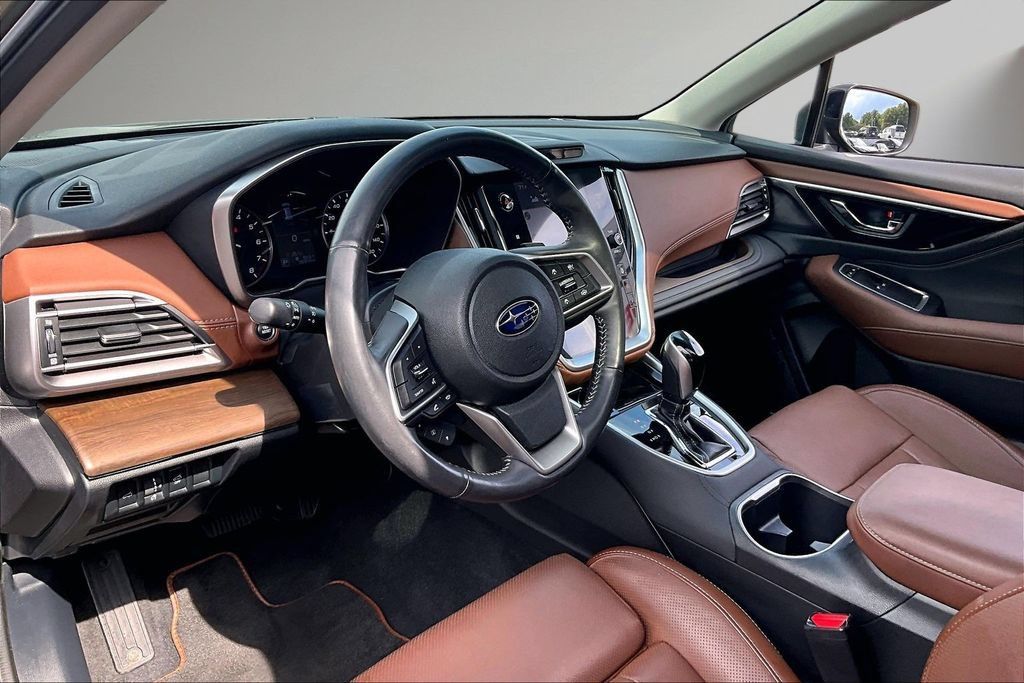 Used 2021 Subaru Outback Touring AWD/4WD image 18