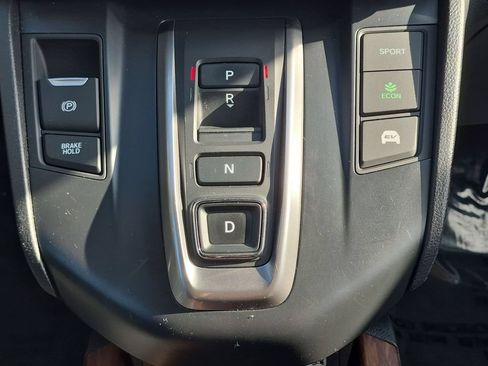 Used 2021 Honda CR-V Touring image 28