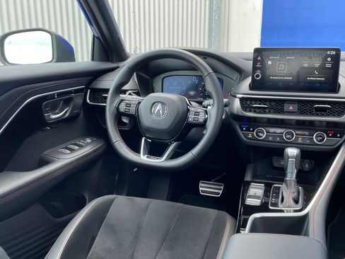 Used 2025 Acura ADX A-Spec image 3