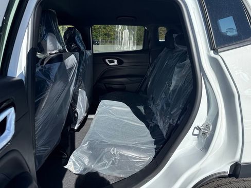 New 2026 Jeep Compass Limited image 22