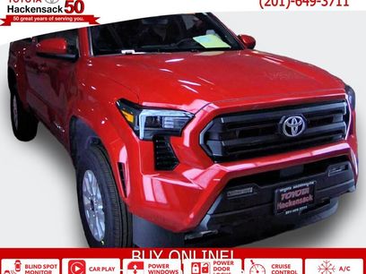 New 2025 Toyota Tacoma SR5