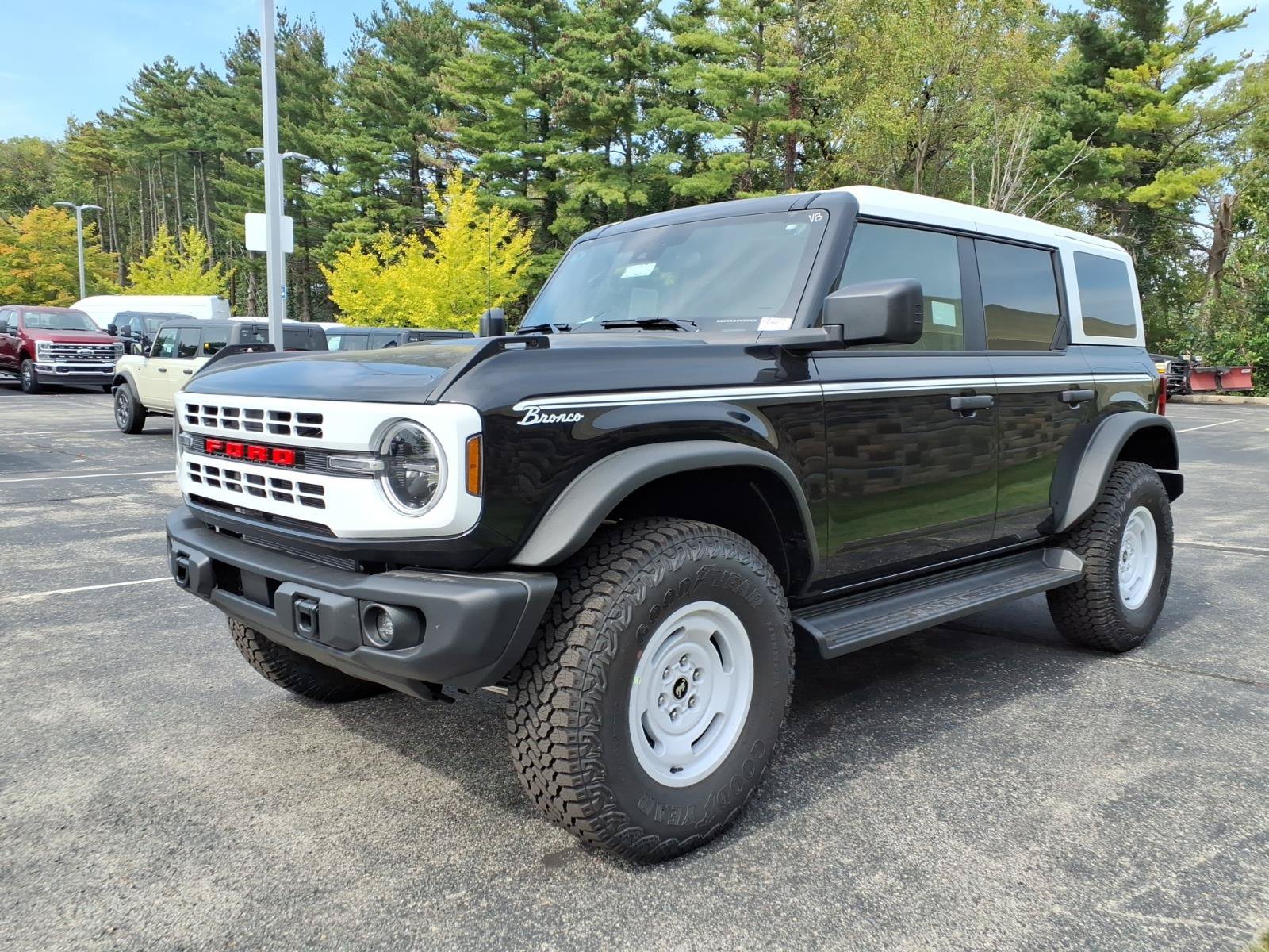 New 2026 Ford Bronco Heritage Edition AWD/4WD image 4