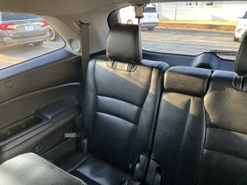 Used 2019 Honda Pilot Touring image 15