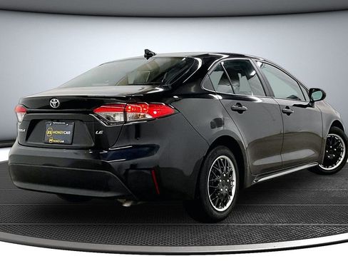 Used 2023 Toyota Corolla LE FWD image 6