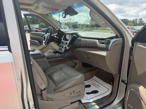Used 2016 Chevrolet Suburban LTZ AWD/4WD image 13