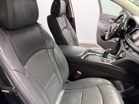 Used 2018 Buick Enclave Essence FWD image 54