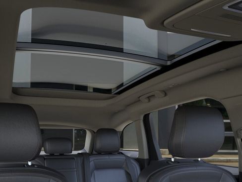 New 2026 Lincoln Nautilus Premier w/ Equipment Group 102A AWD/4WD image 22