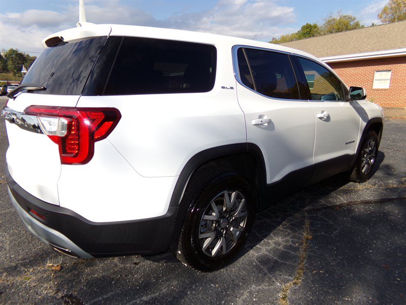 Used 2020 GMC Acadia SLE w/ LPO, Floor Liner Package FWD image 6