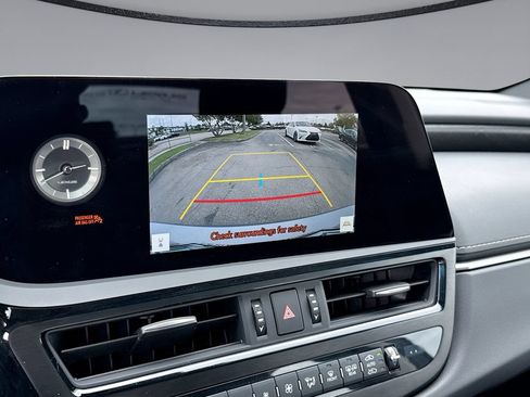 Used 2025 Lexus ES 350 w/ Premium Package FWD image 24
