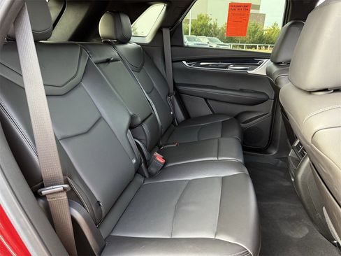 Used 2024 Cadillac XT5 Premium Luxury image 22