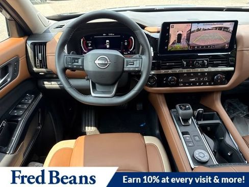 New 2026 Nissan Pathfinder Platinum AWD/4WD image 20