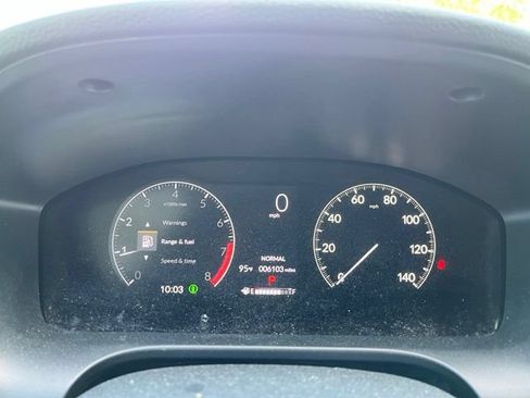Used 2024 Honda HR-V Sport image 11