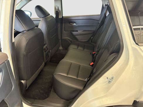 Used 2023 Nissan Rogue SL AWD/4WD image 23