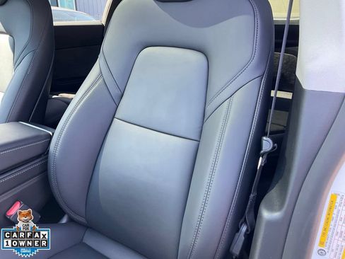 Used 2023 Tesla Model Y Long Range AWD/4WD image 19