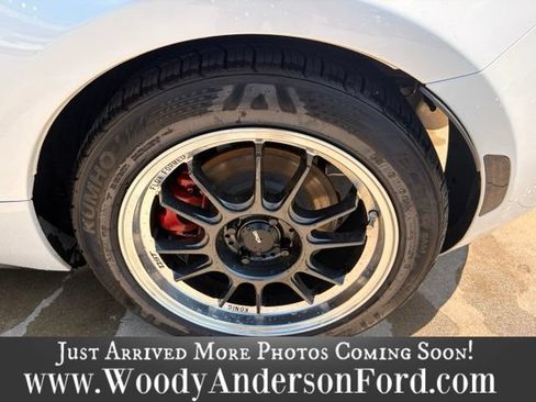 Used 2019 MAZDA MX-5 Miata Grand Touring w/ GT-S Package RWD image 8