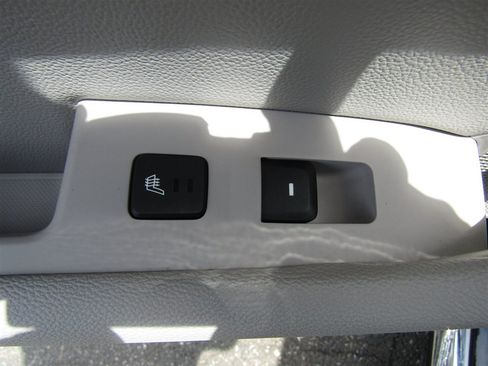 Used 2015 Hyundai Sonata Limited w/ Option Group 05 FWD image 18