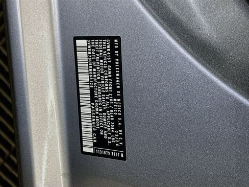 Used 2024 Volkswagen Jetta SE FWD image 12