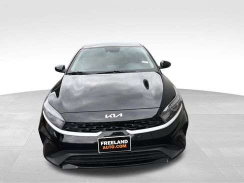 Used 2024 Kia Forte LXS image 8