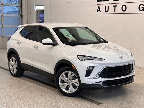 Used 2025 Buick Encore GX Preferred image 1