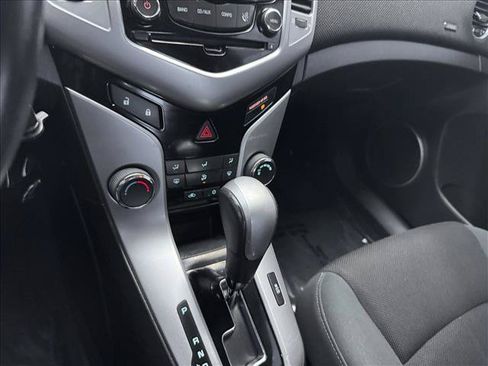 Used 2011 Chevrolet Cruze LT w/ RS Package FWD image 15