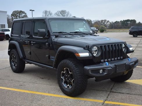 Used 2022 Jeep Wrangler Unlimited Rubicon 4xe w/ Cold Weather Group image 3